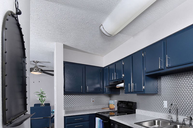 The Blue Note white counter in kitchen alt.